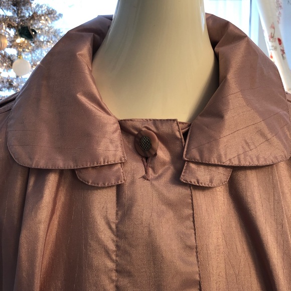 Coat - Picture 2 of 8